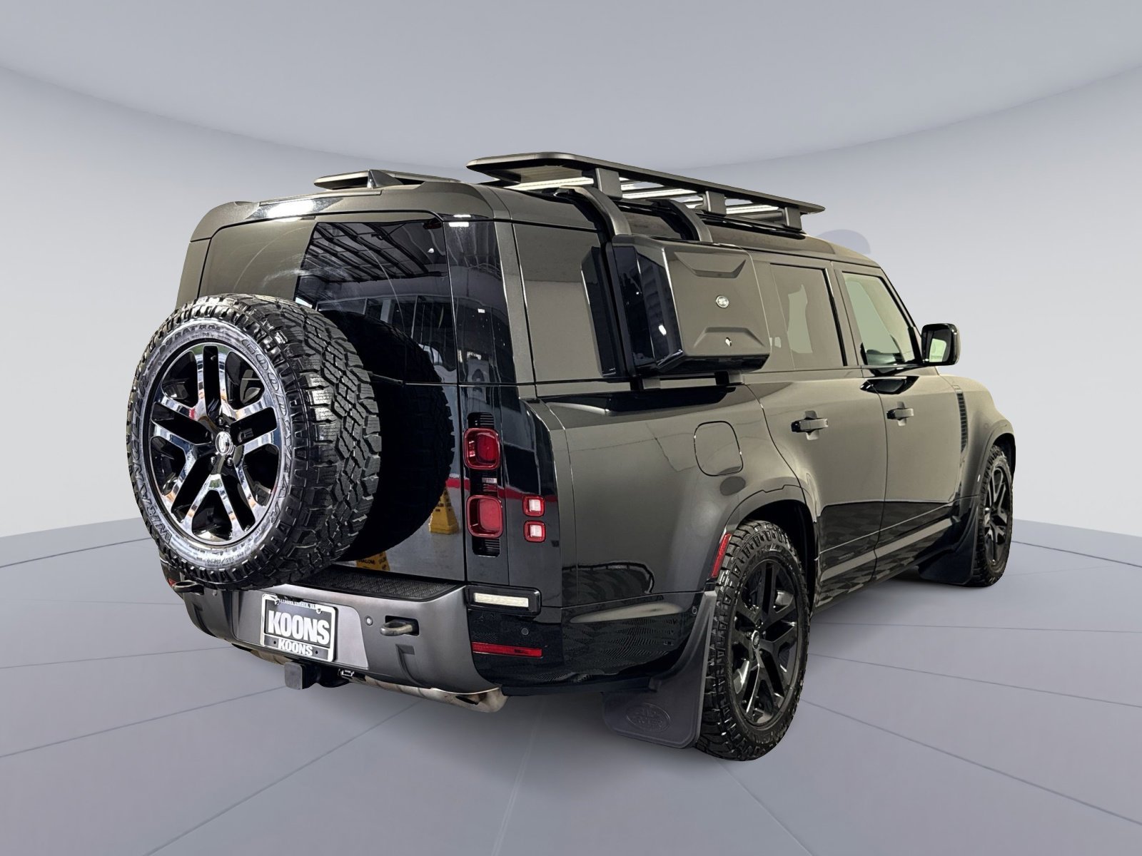 Used 2024 Land Rover Defender 130 Outbound AWD/4WD image 7