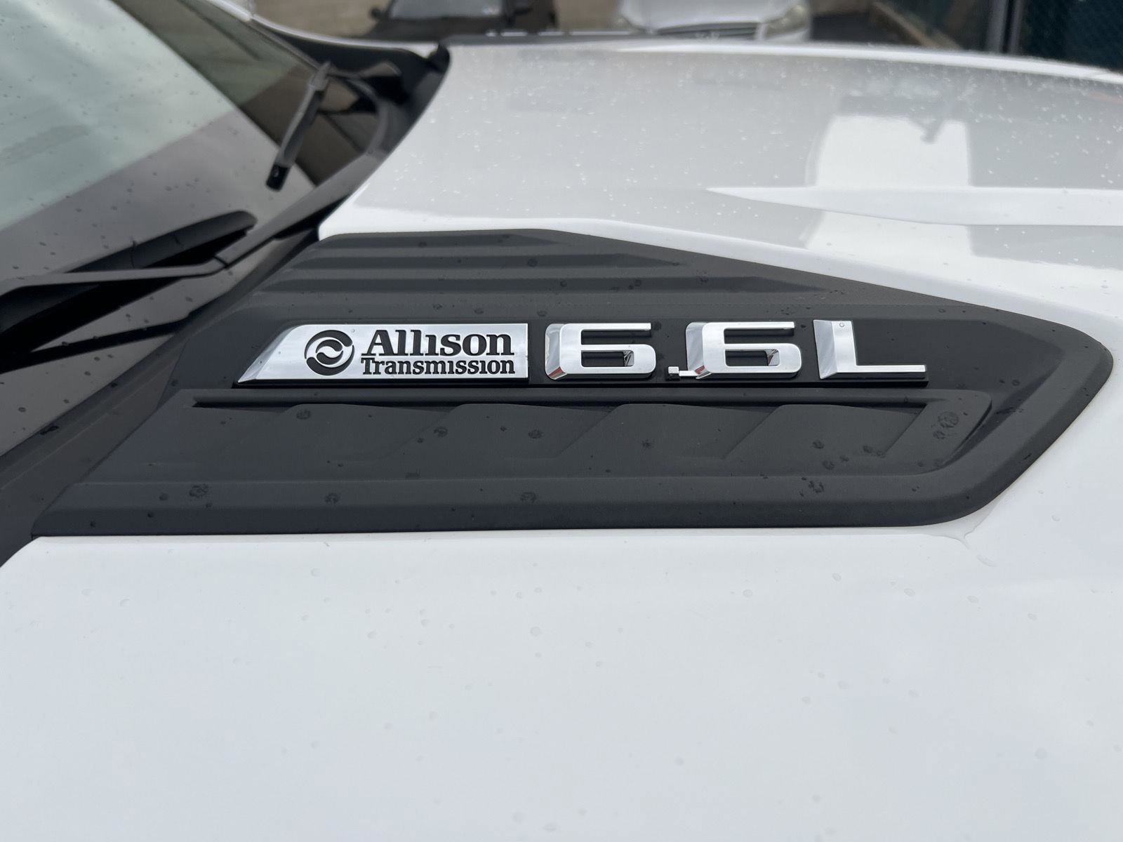 Used 2024 Chevrolet Silverado 2500 LT w/ All Star Edition AWD/4WD image 9