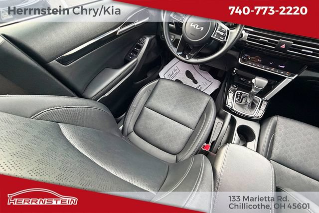 Used 2023 Kia Seltos EX AWD/4WD image 12