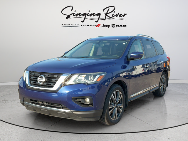 Used 2019 Nissan Pathfinder Platinum FWD image 3