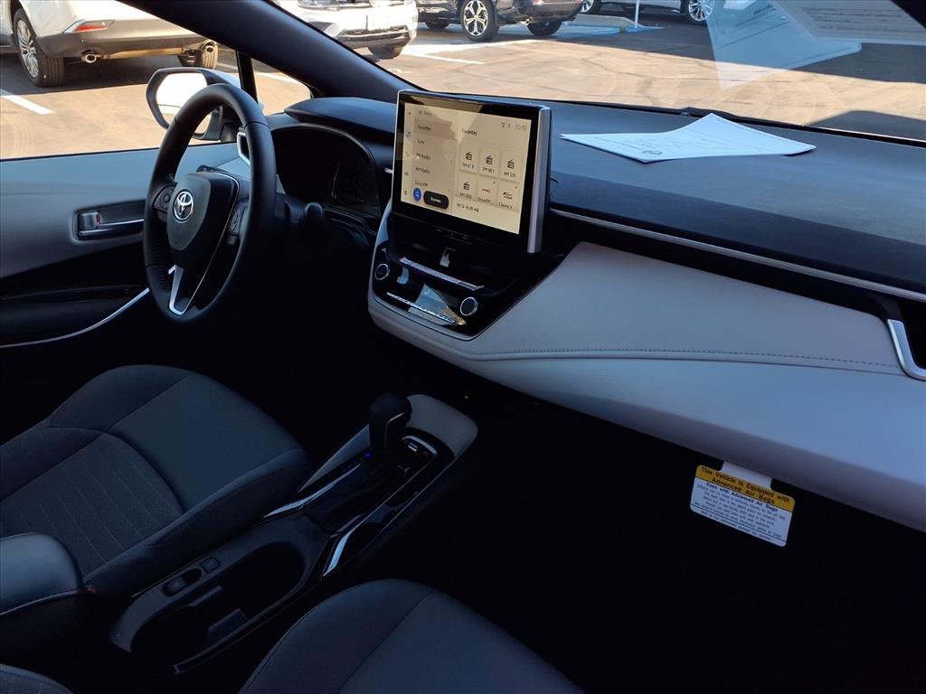 Certified 2025 Toyota Corolla SE image 23