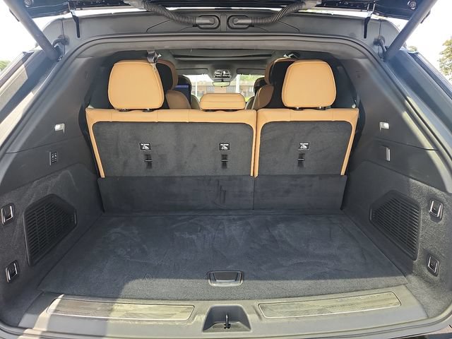 Certified 2025 Cadillac Escalade IQ Luxury 2 AWD/4WD image 28