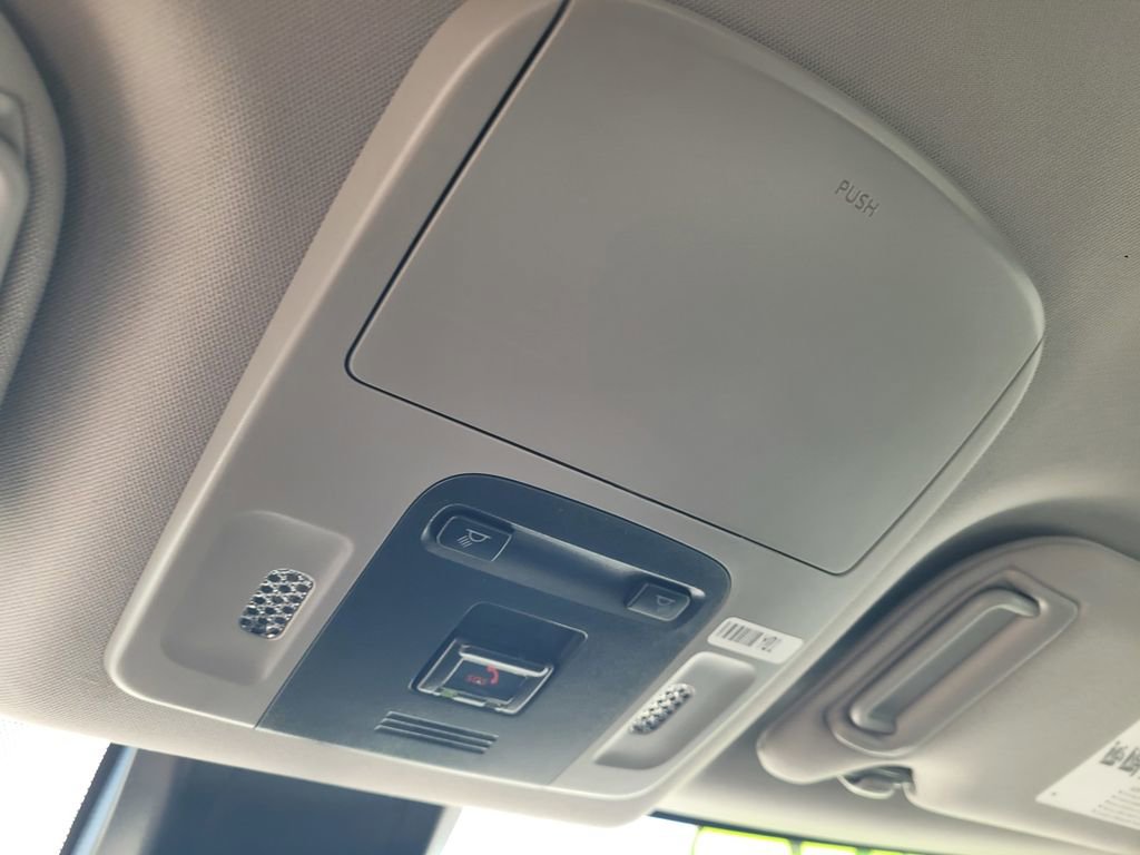 Used 2022 Toyota Camry SE FWD image 20