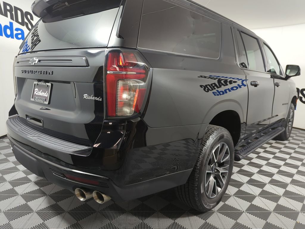 Used 2023 Chevrolet Suburban Z71 w/ Z71 Off-Road Package image 5