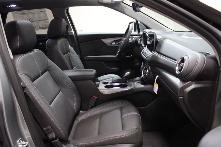 New 2026 Chevrolet Blazer LT w/ Sound & Technology Package AWD/4WD image 24