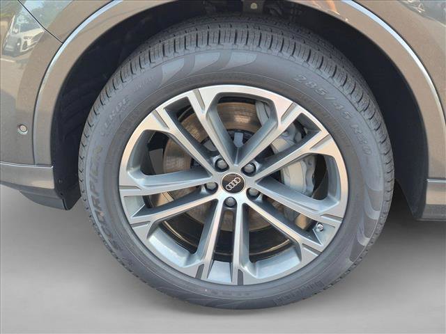 New 2026 Audi Q7 2.0T Premium AWD/4WD image 9