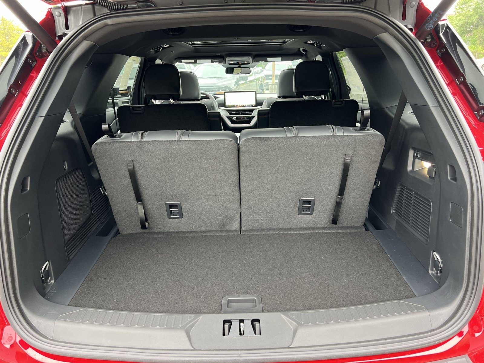 New 2026 Ford Explorer ST-Line w/ ST-Line Street Pack AWD/4WD image 26