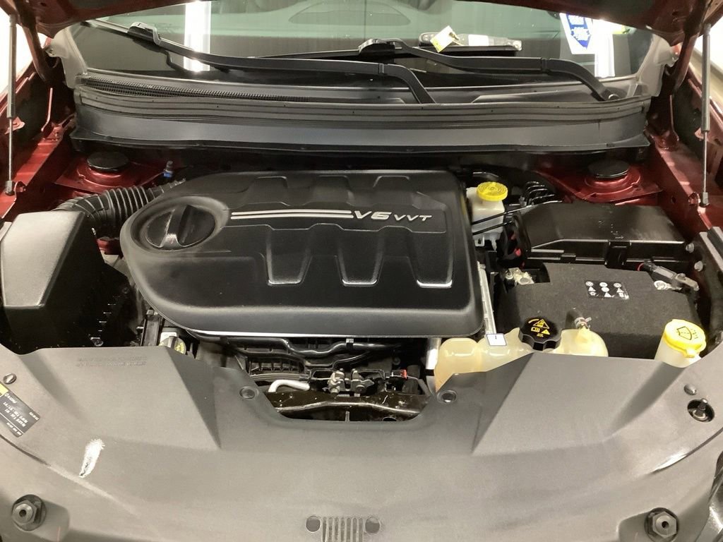Used 2019 Jeep Cherokee Limited AWD/4WD image 18