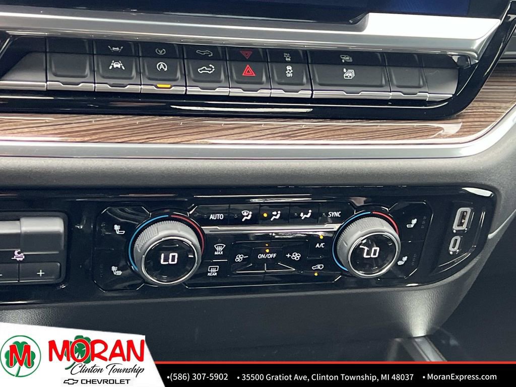 Certified 2023 Chevrolet Silverado 1500 RST w/ Redline Edition AWD/4WD image 22