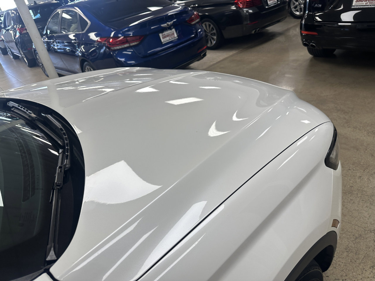 Used 2023 Lincoln Nautilus Reserve w/ Equipment Group 202A image 11