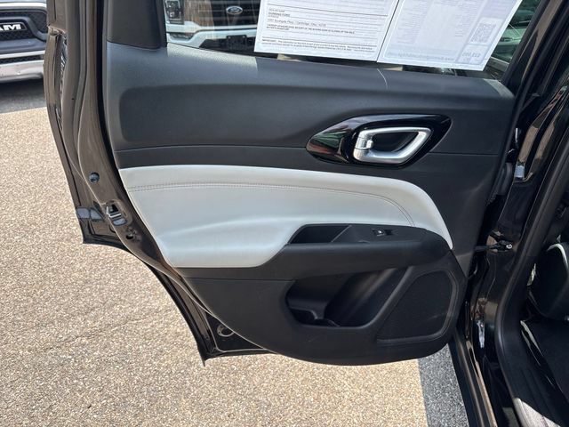Used 2022 Jeep Compass Limited AWD/4WD image 18