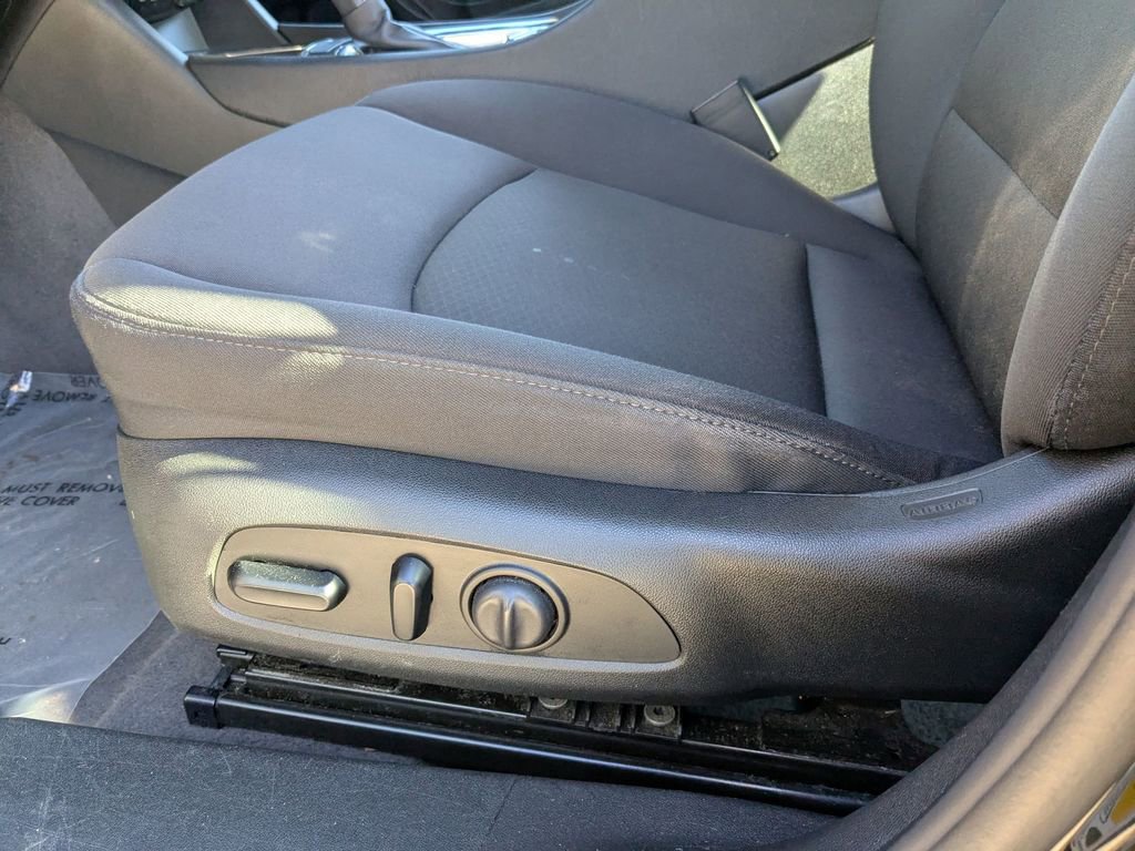 Used 2023 Chevrolet Malibu LT image 13