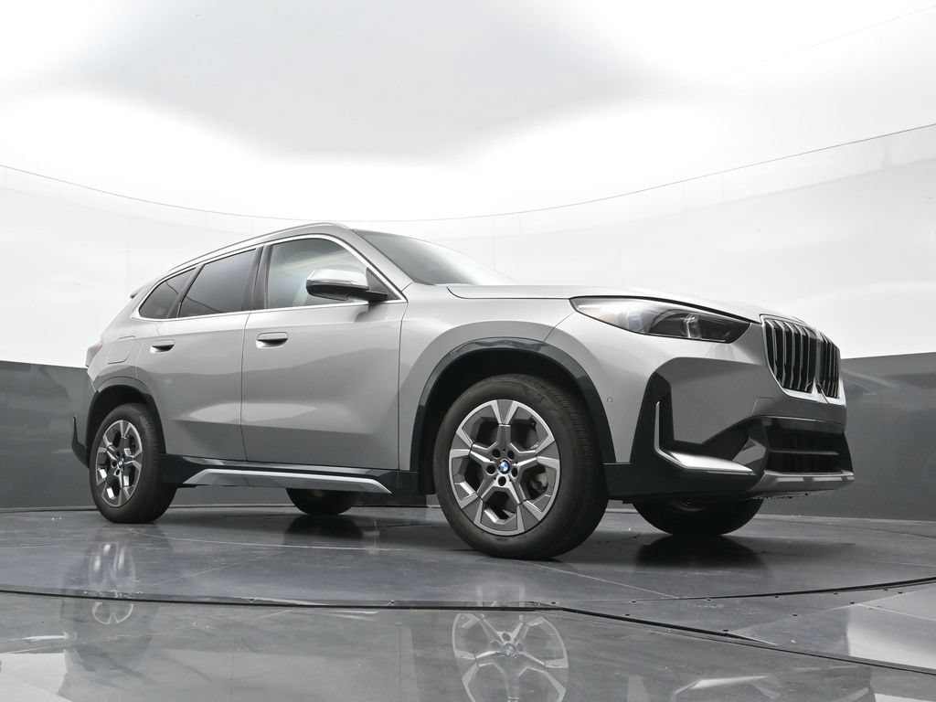 New 2026 BMW X1 xDrive28i w/ Technology Package AWD/4WD image 21