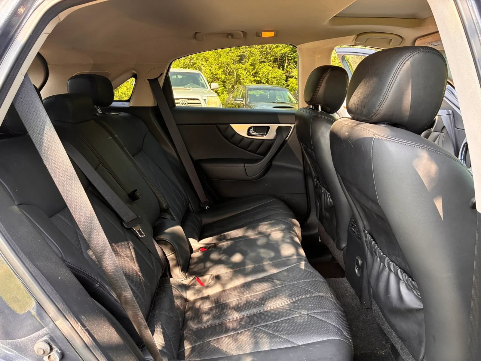 Used 2011 INFINITI FX35 AWD w/ Premium Pkg image 34