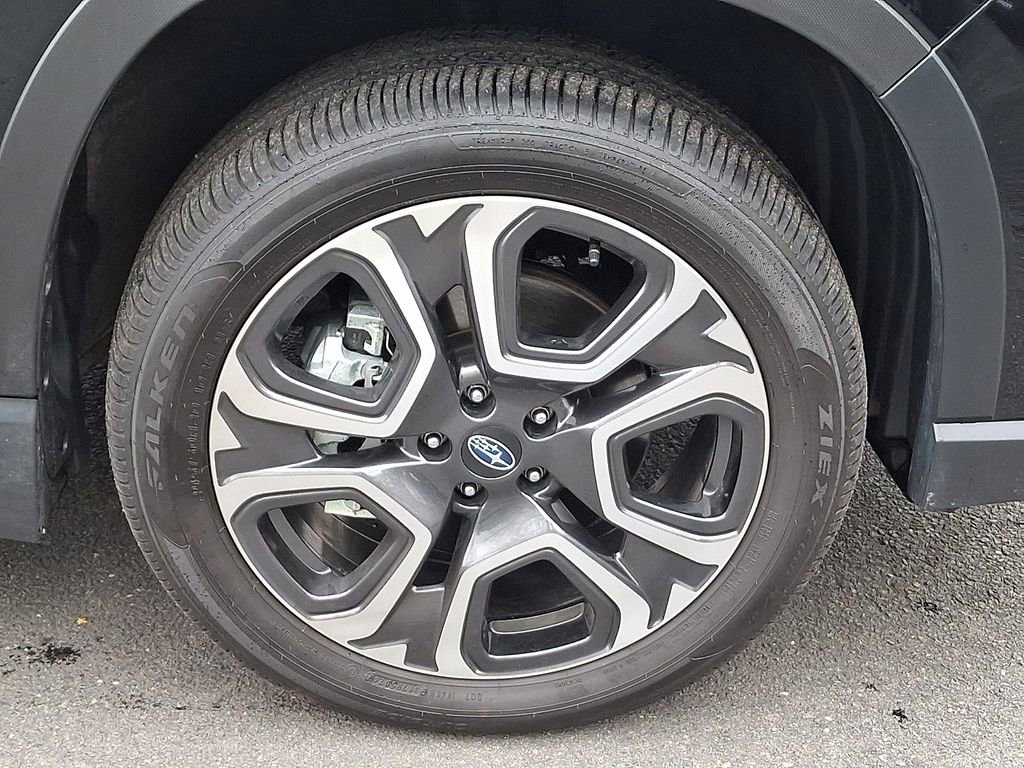 Used 2025 Subaru Ascent Limited AWD/4WD image 8