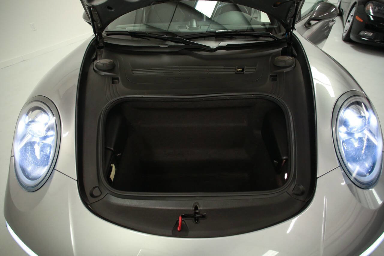Used 2018 Porsche 911 Carrera T image 29