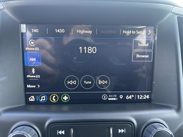 Used 2024 GMC Terrain AT4 image 28