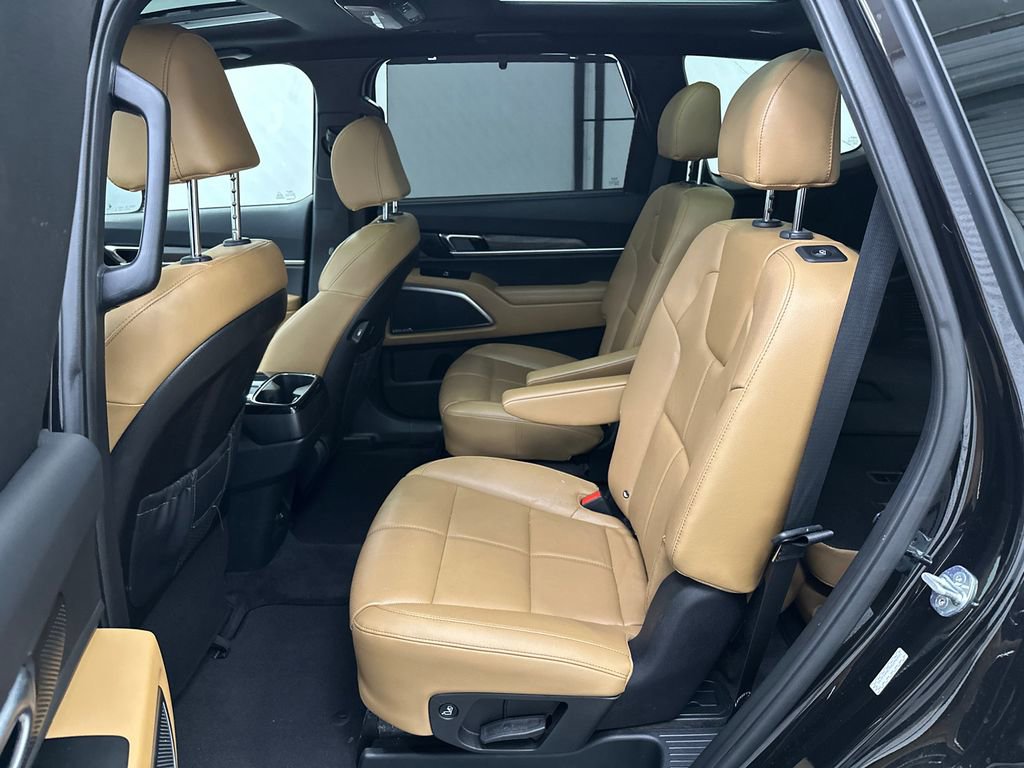 Used 2022 Kia Telluride SX w/ Towing Package image 24