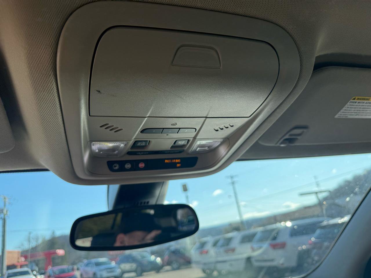 Used 2018 GMC Acadia Denali w/ Technology Package AWD/4WD image 34