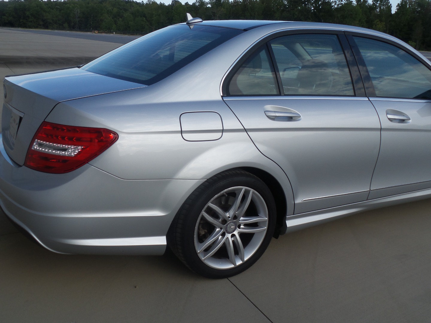 Used 2013 Mercedes-Benz C 250 Sedan image 80