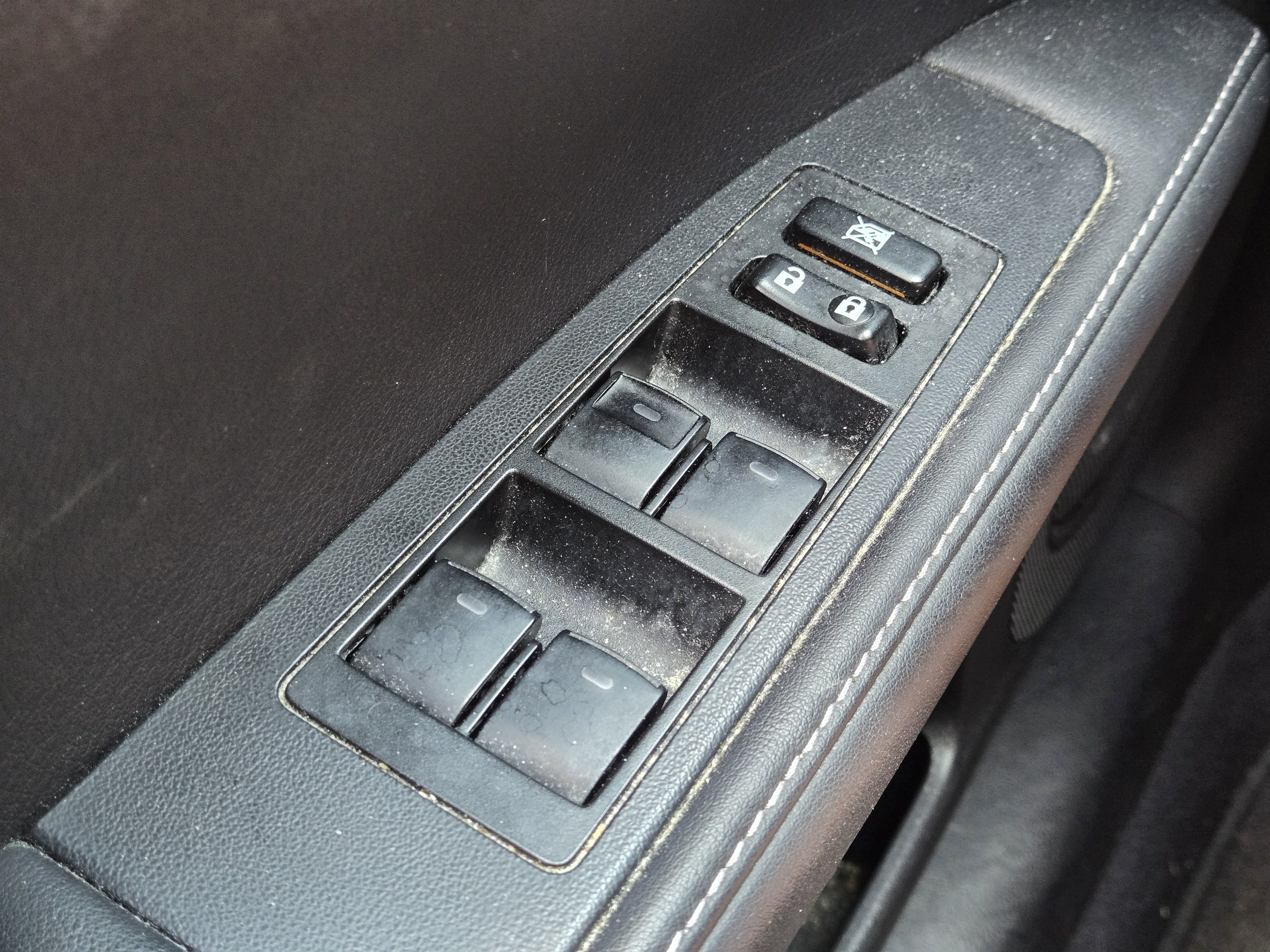 Used 2013 Lexus ES 350 w/ Luxury Pkg FWD image 14