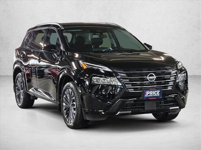 Used 2025 Nissan Rogue Platinum w/ Platinum Premium Package FWD image 3