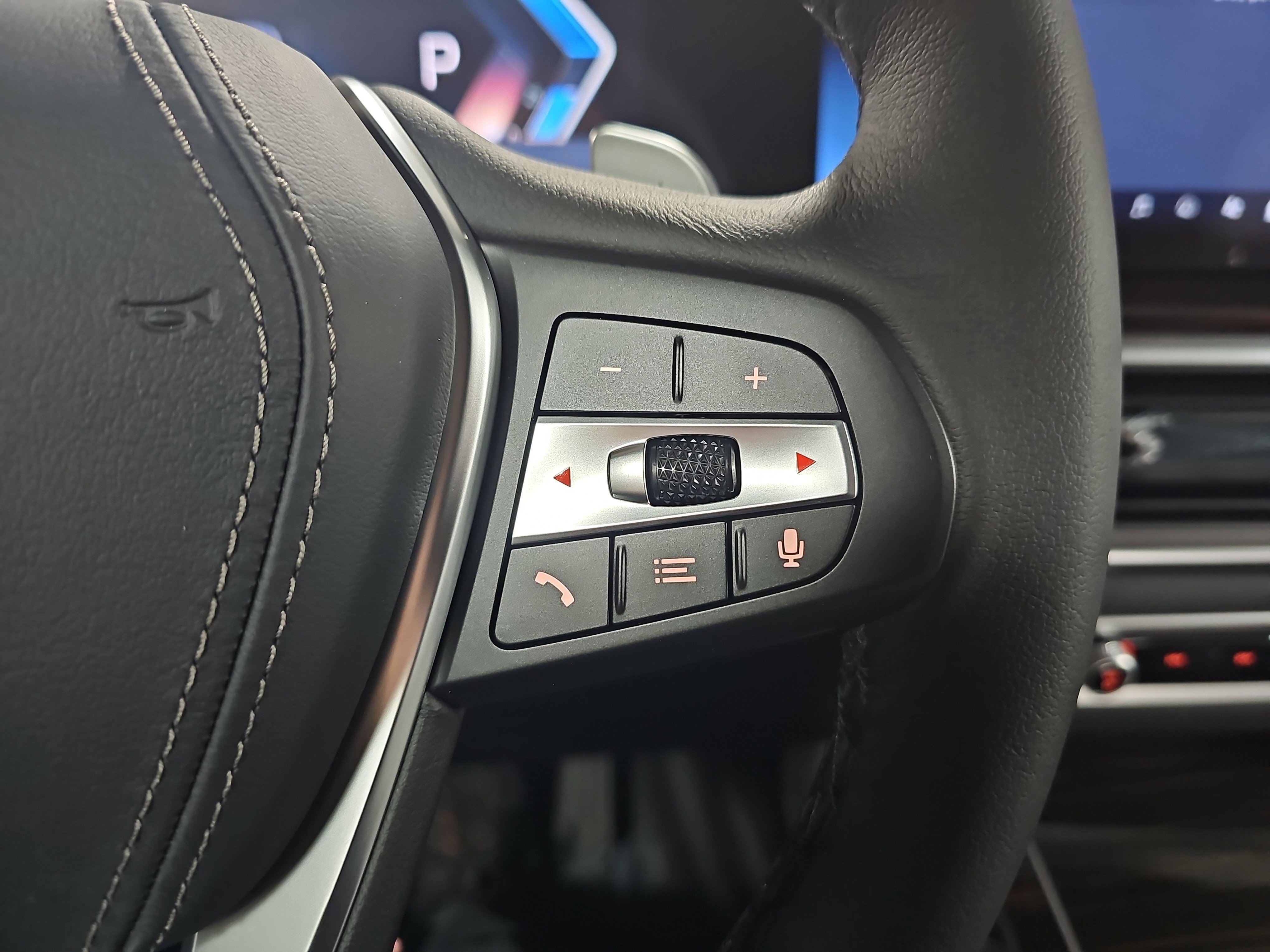 New 2026 BMW X5 xDrive50e w/ Climate Comfort Package AWD/4WD image 20