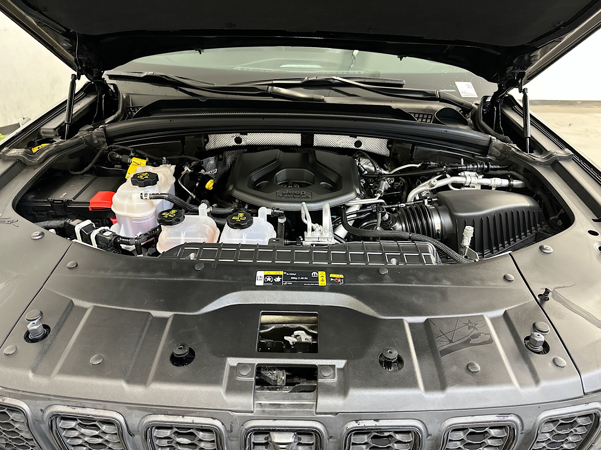 Used 2024 Jeep Grand Cherokee Limited 4xe image 36