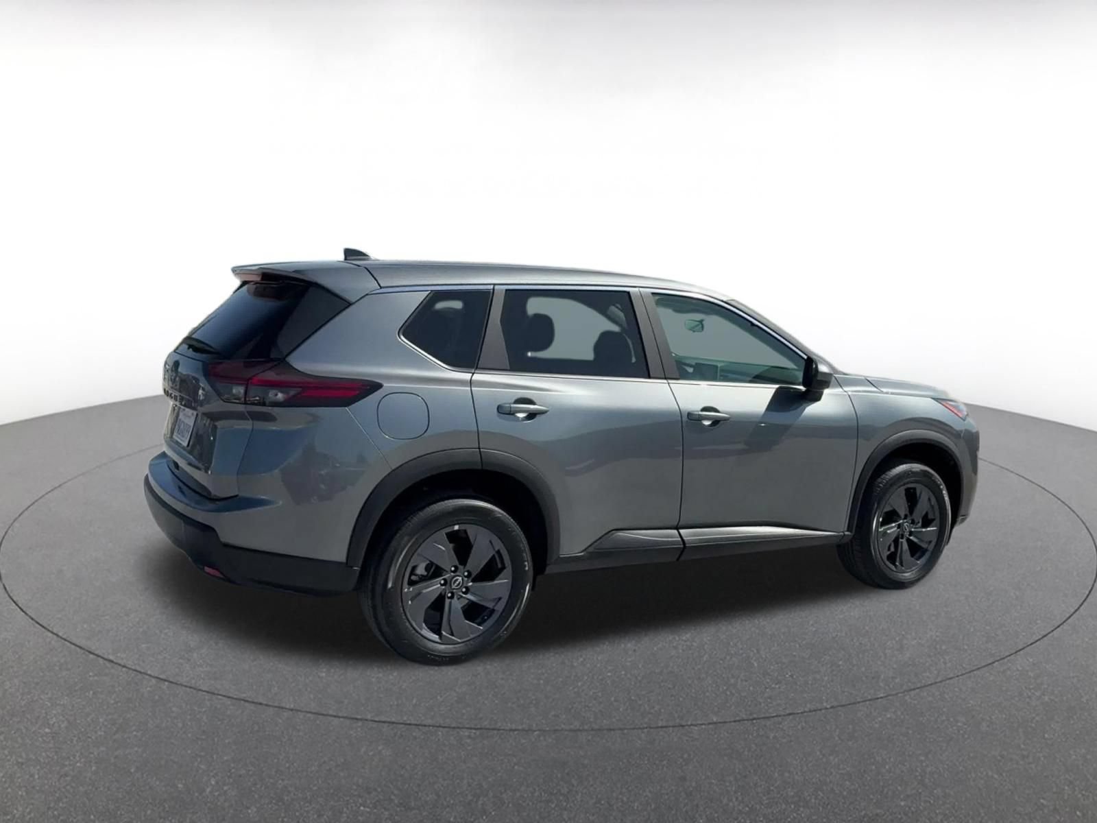 Used 2026 Nissan Rogue SV FWD image 14