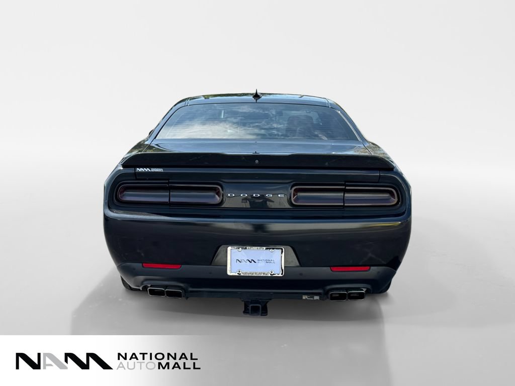 Used 2015 Dodge Challenger R/T Plus RWD image 4