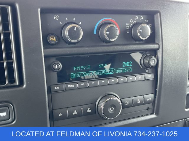 Used 2025 Chevrolet Express 3500 LT w/ LT Preferred Equipment Group RWD image 13