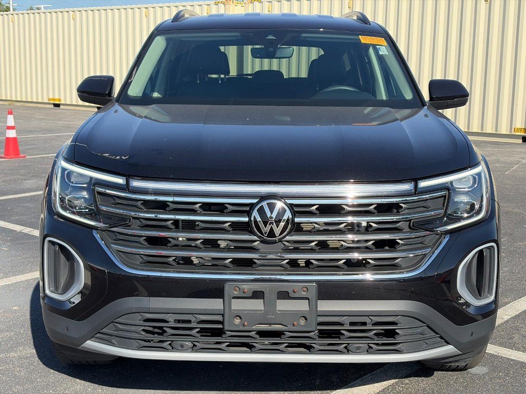 Used 2024 Volkswagen Atlas SE FWD image 4