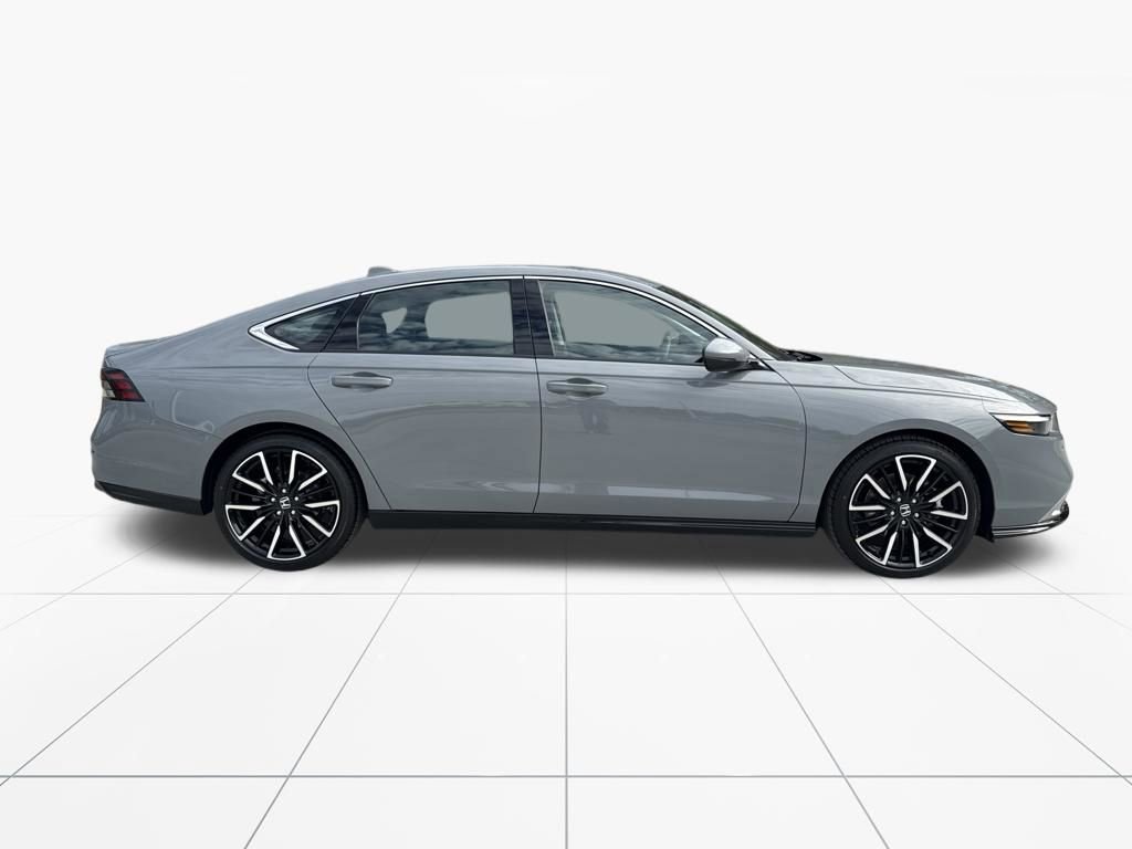 New 2026 Honda Accord Touring image 9