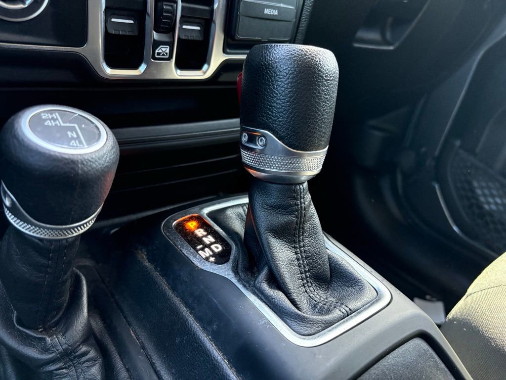 Used 2022 Jeep Gladiator Sport image 31