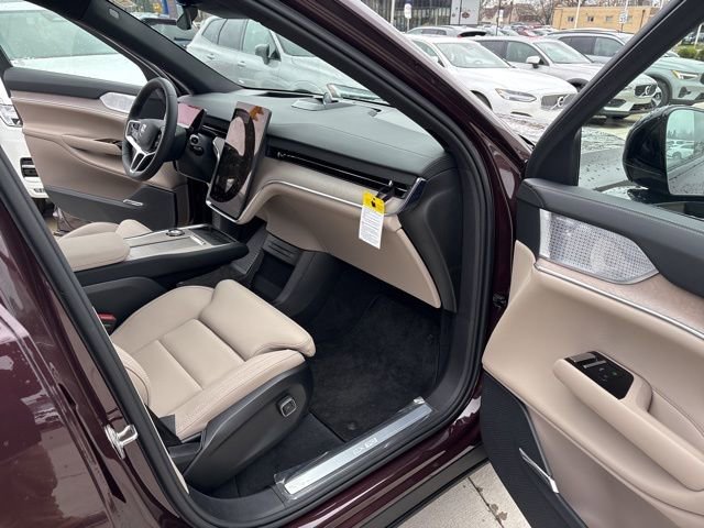 New 2025 Volvo EX90 Ultra image 15