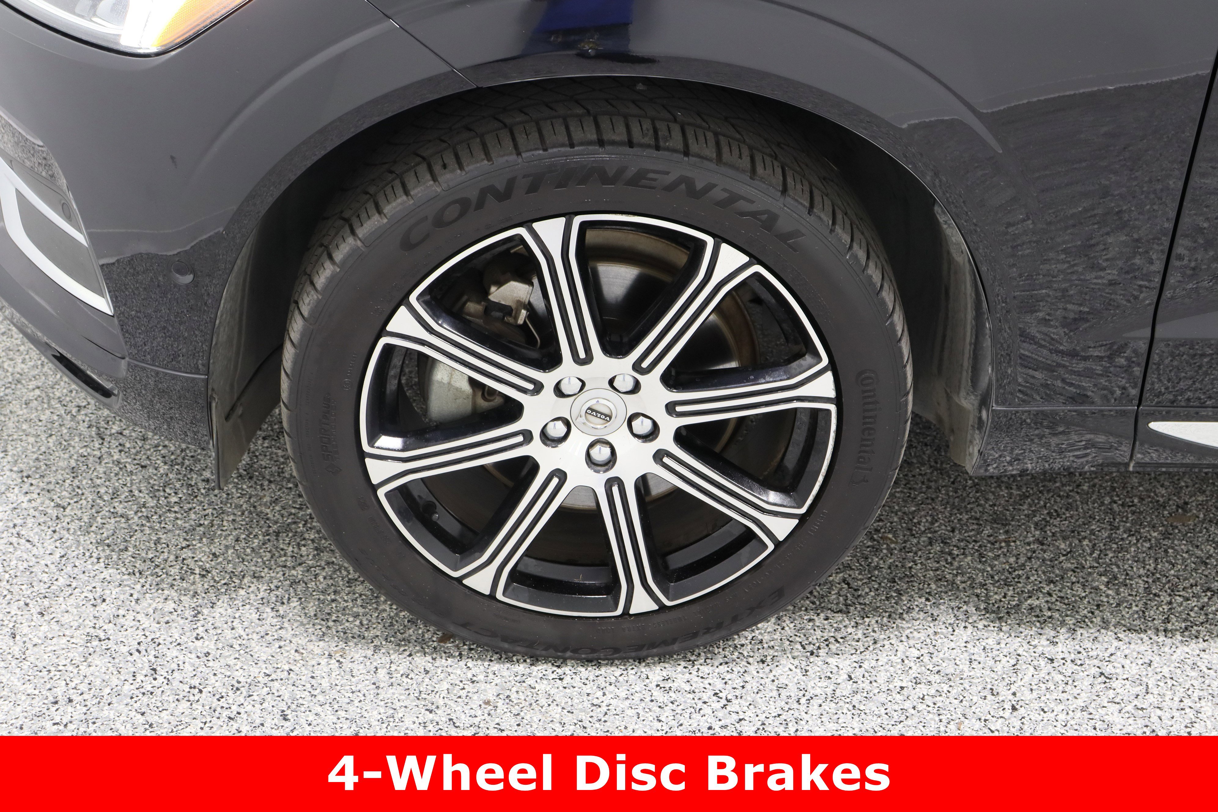 Used 2018 Volvo XC60 T6 Inscription w/ Convenience Package image 11