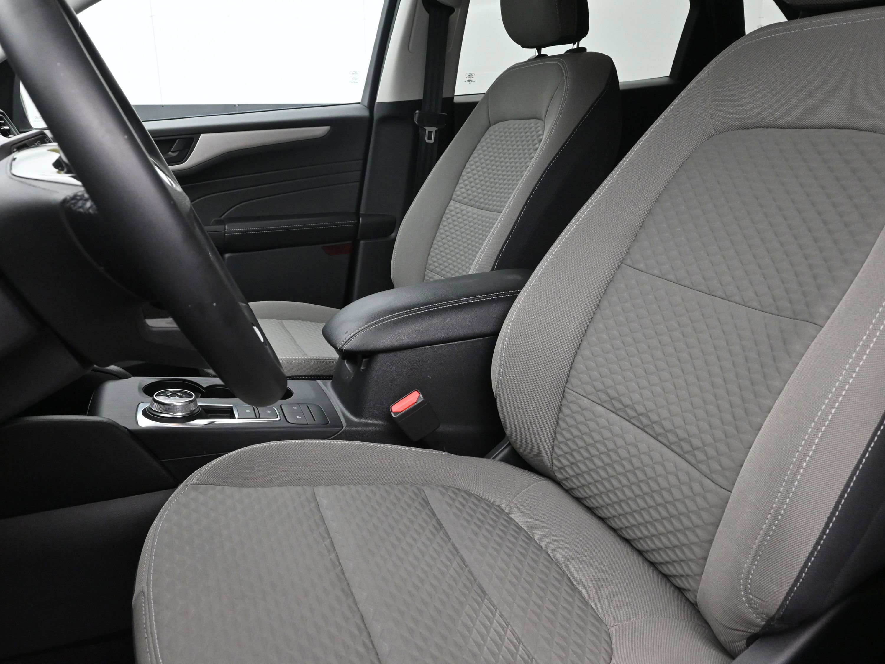 Used 2022 Ford Escape SE w/ Convenience Package image 11