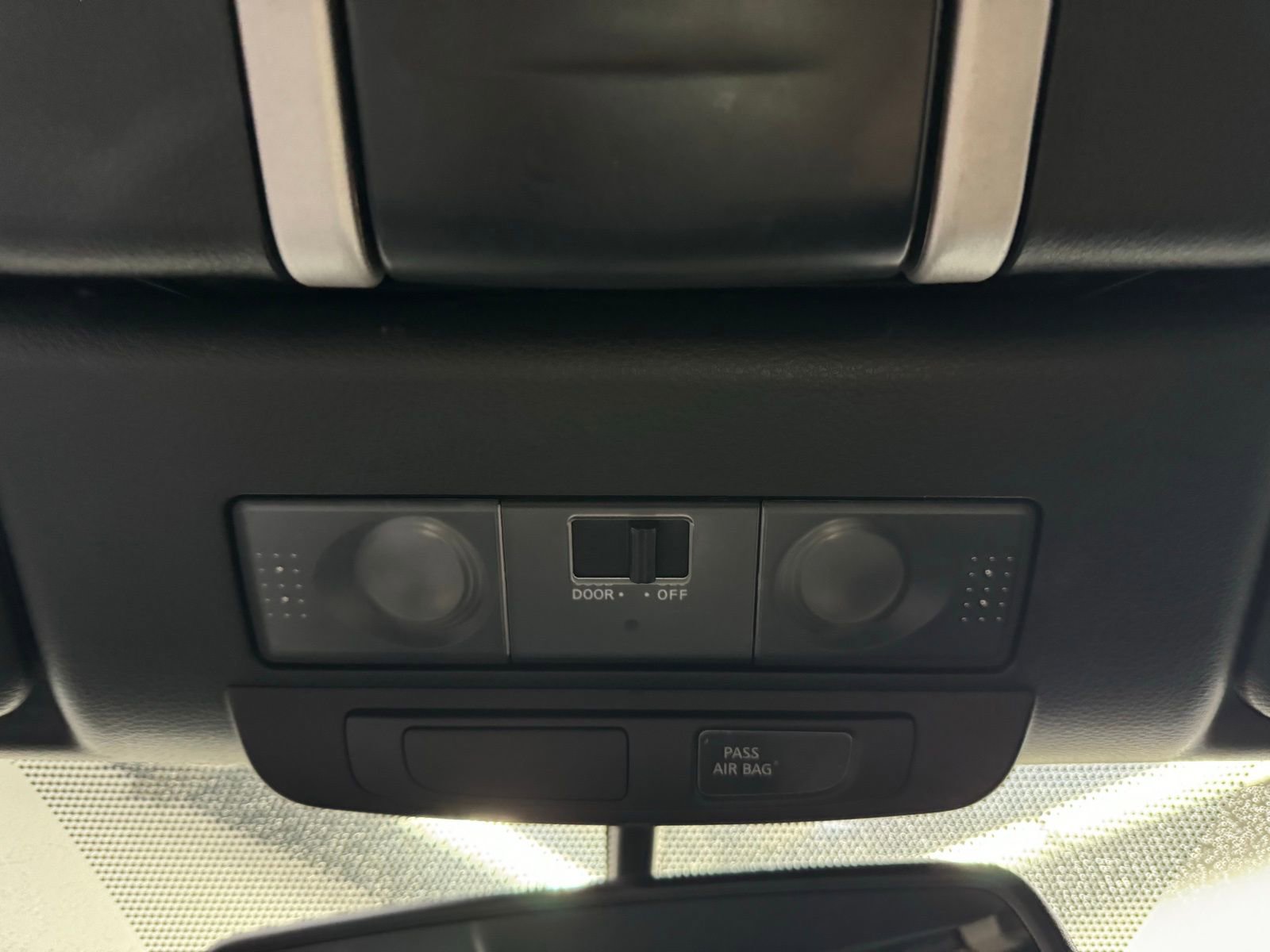 Used 2009 Nissan 350Z Touring image 17