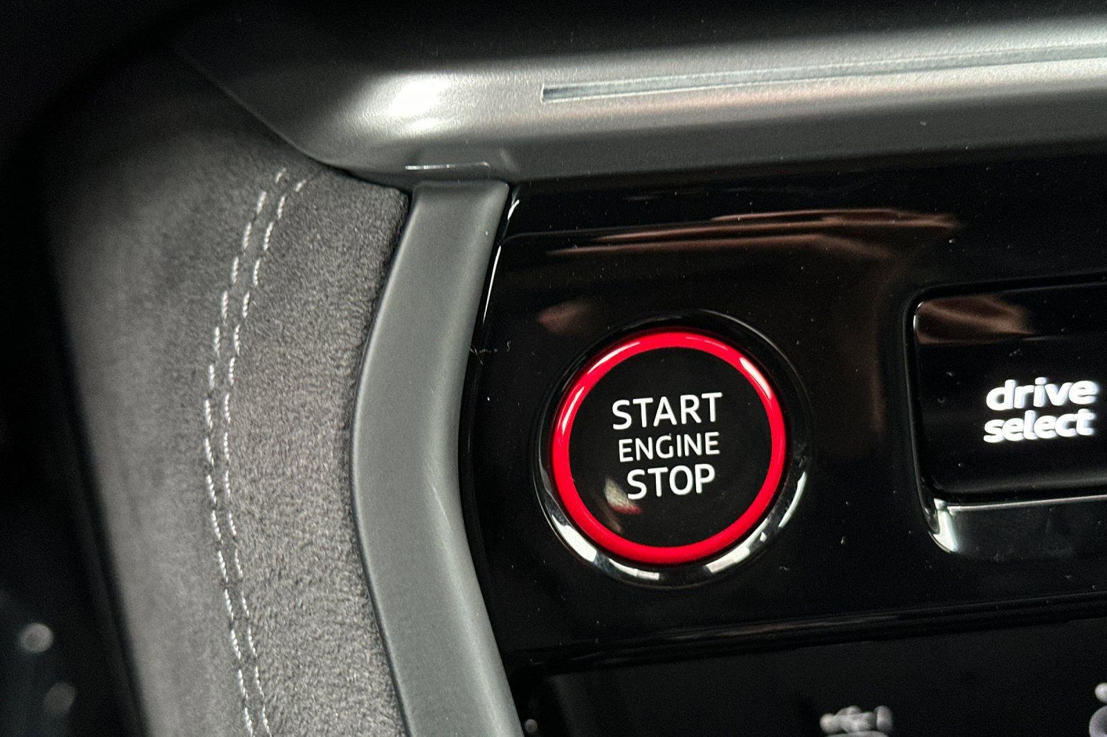 Used 2025 Audi SQ5 Premium Plus image 21