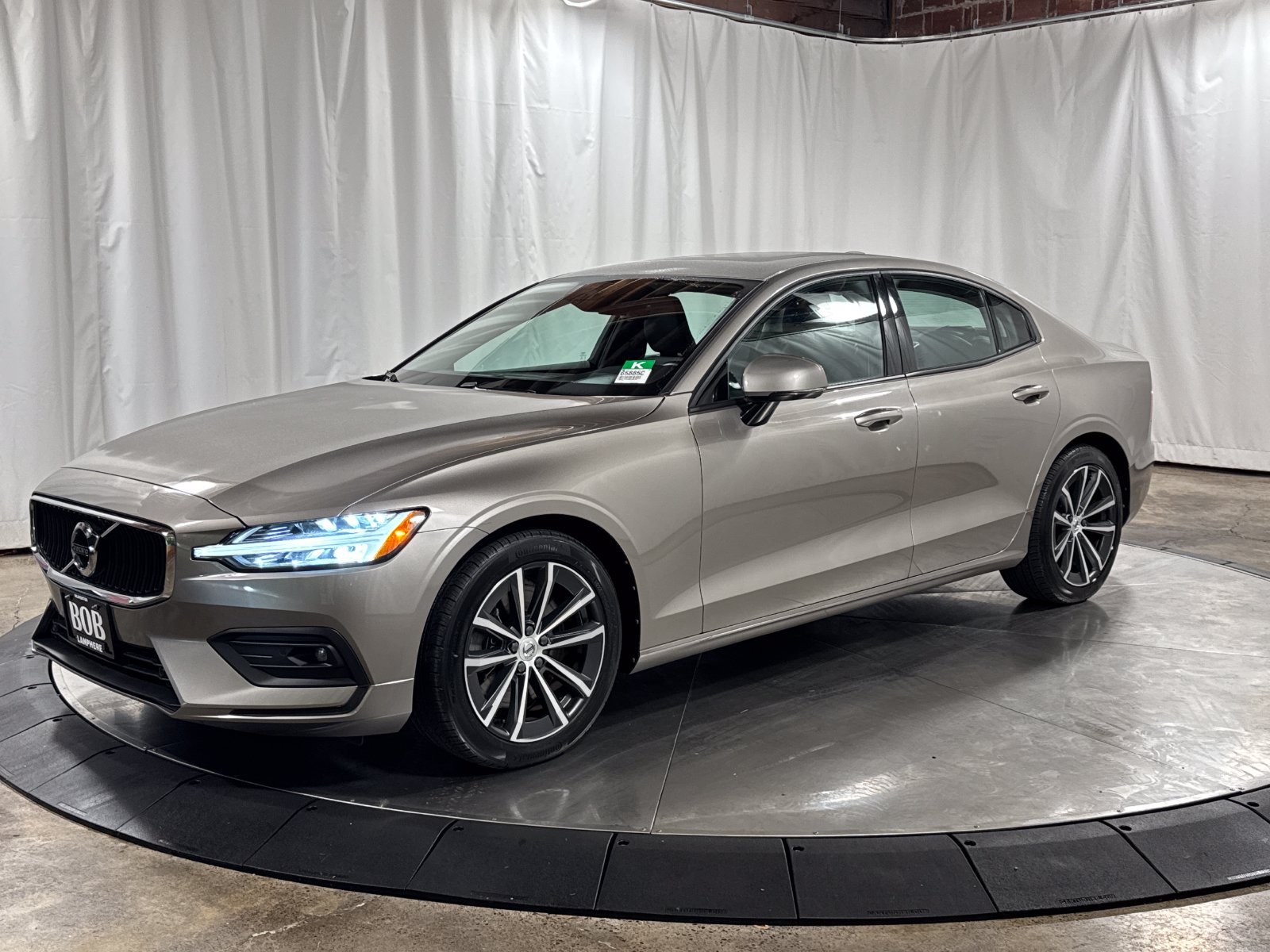 Used 2021 Volvo S60 T6 Momentum w/ Premium Package