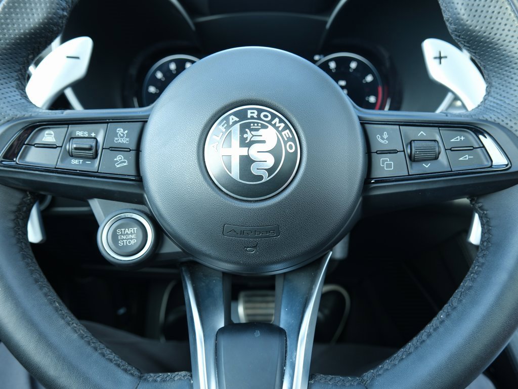 Used 2024 Alfa Romeo Stelvio Veloce image 16