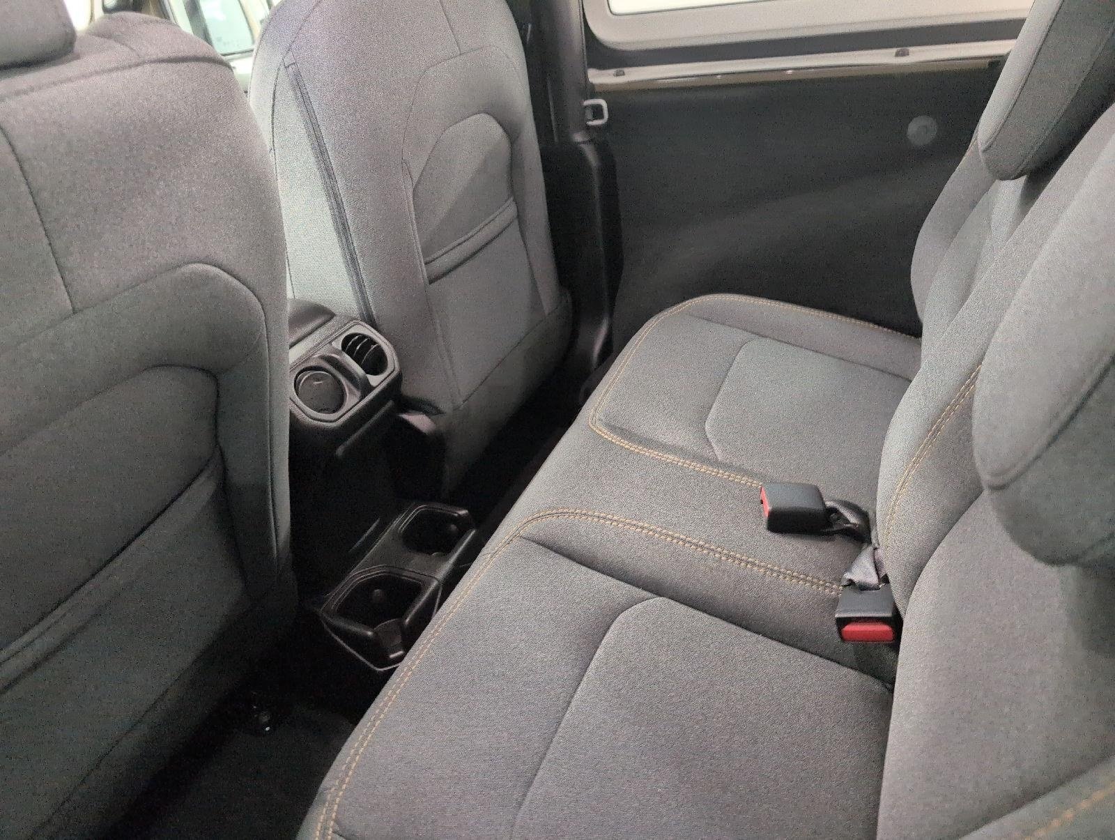 Used 2025 Jeep Wrangler Sport AWD/4WD image 21