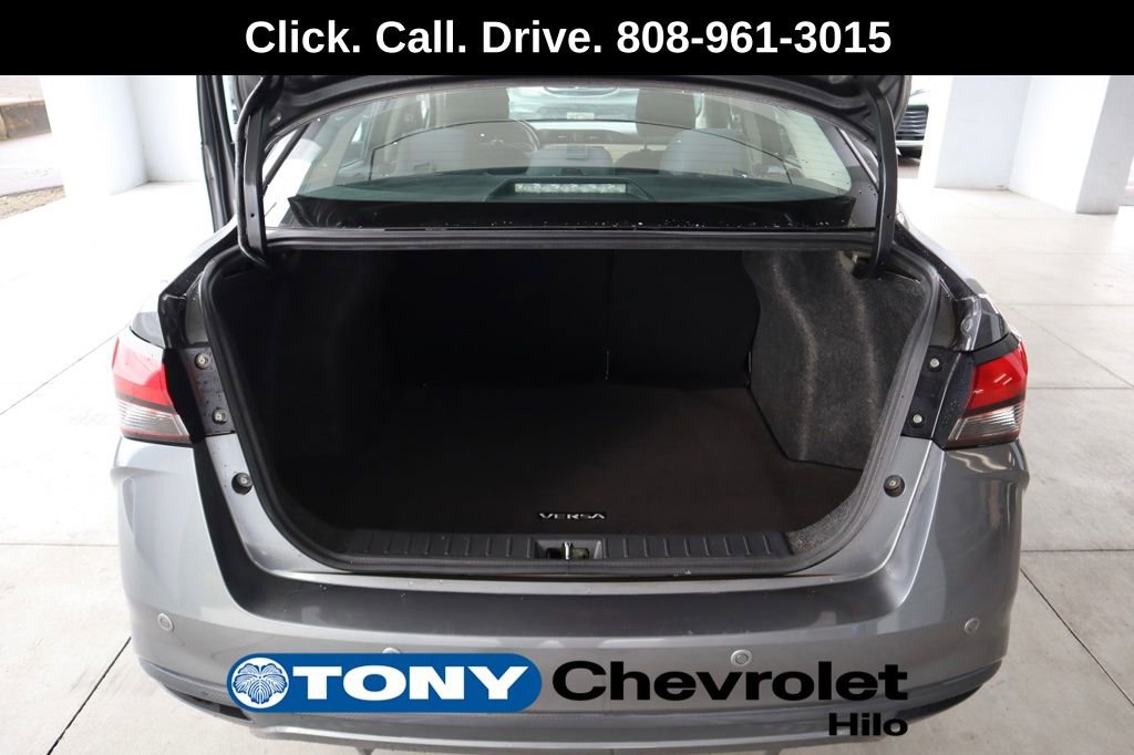 Used 2020 Nissan Versa SV image 17