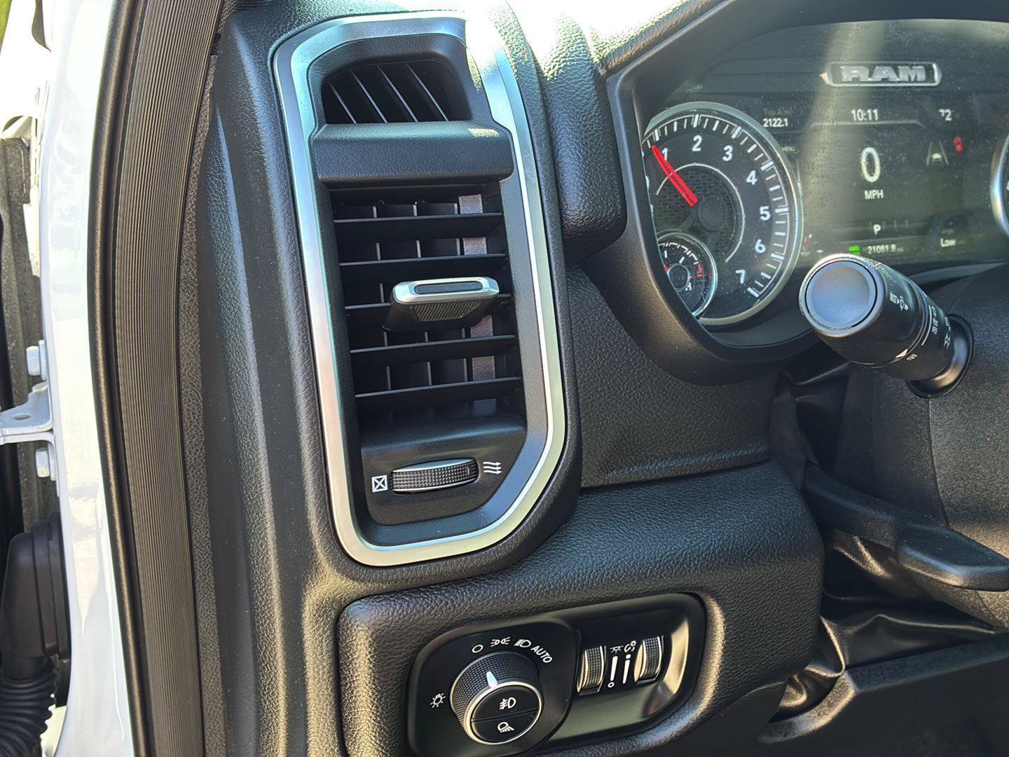 Used 2025 RAM 1500 Big Horn AWD/4WD image 34