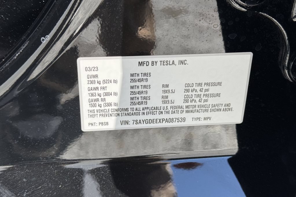 Used 2023 Tesla Model Y Long Range AWD/4WD image 26
