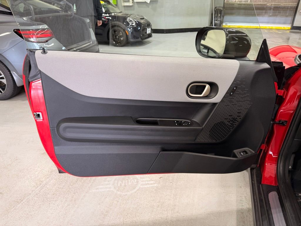 Used 2025 MINI Cooper S FWD image 10