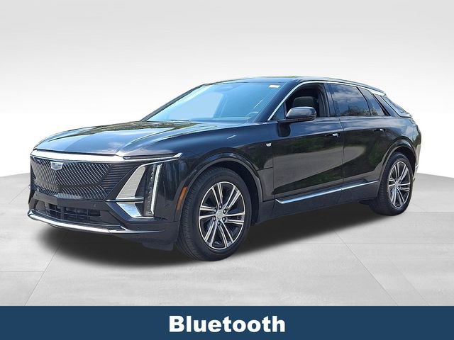 Used 2024 Cadillac Lyriq Luxury w/ LPO, Floor Liner Package image 4