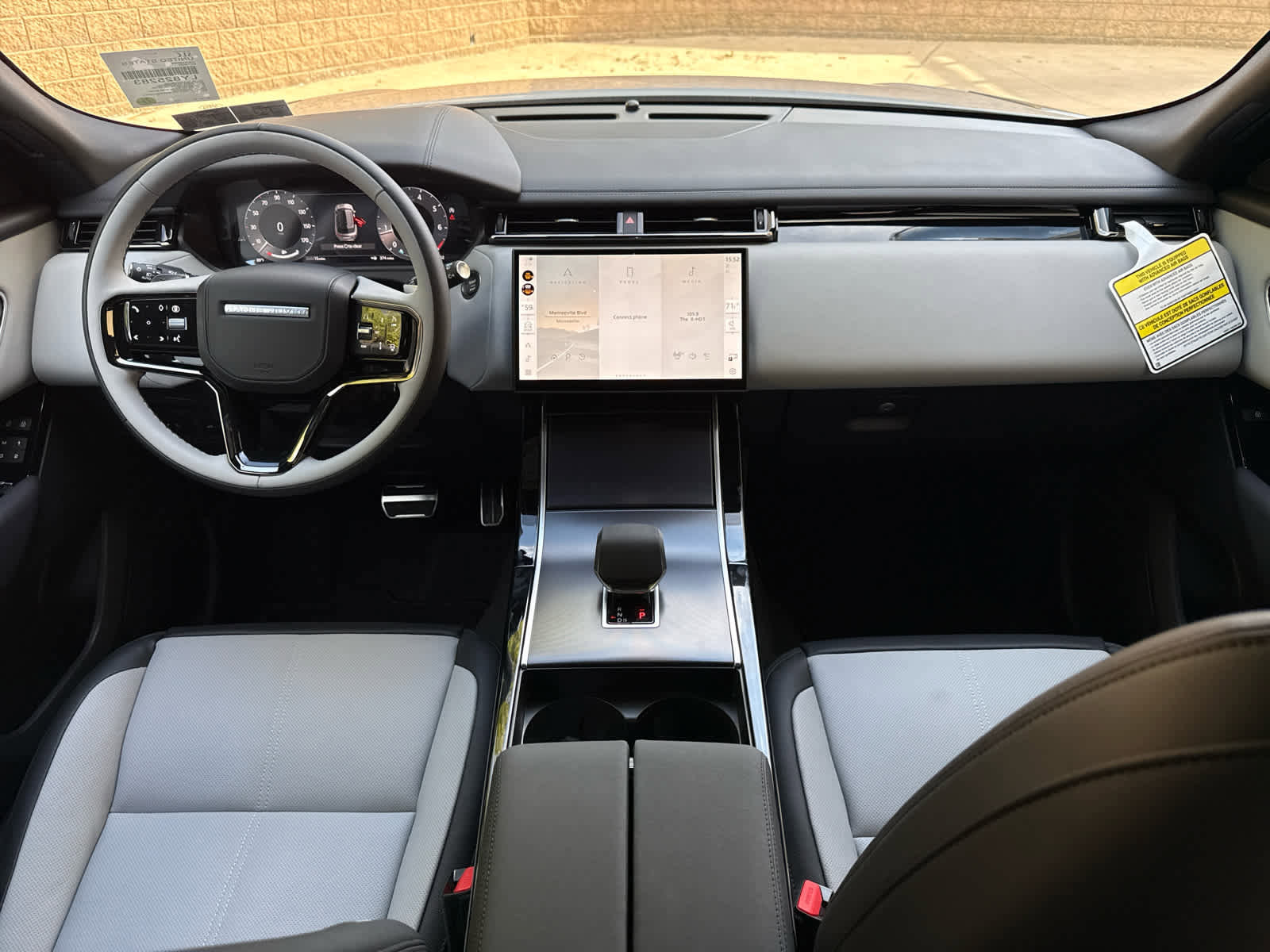 New 2026 Land Rover Range Rover Velar Dynamic SE image 8