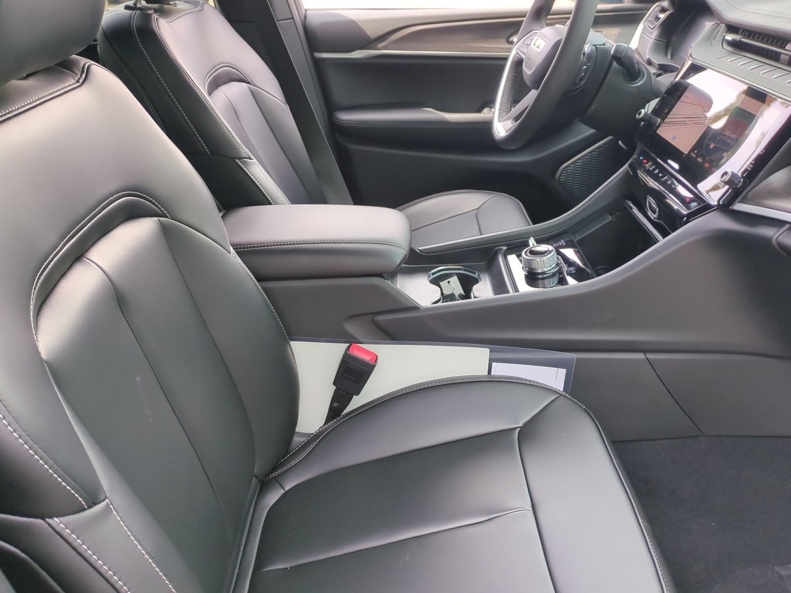 New 2026 Jeep Grand Cherokee Limited AWD/4WD image 19