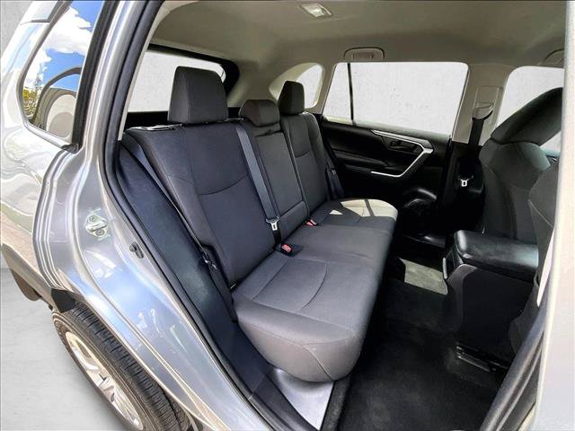 Used 2020 Toyota RAV4 LE FWD image 26